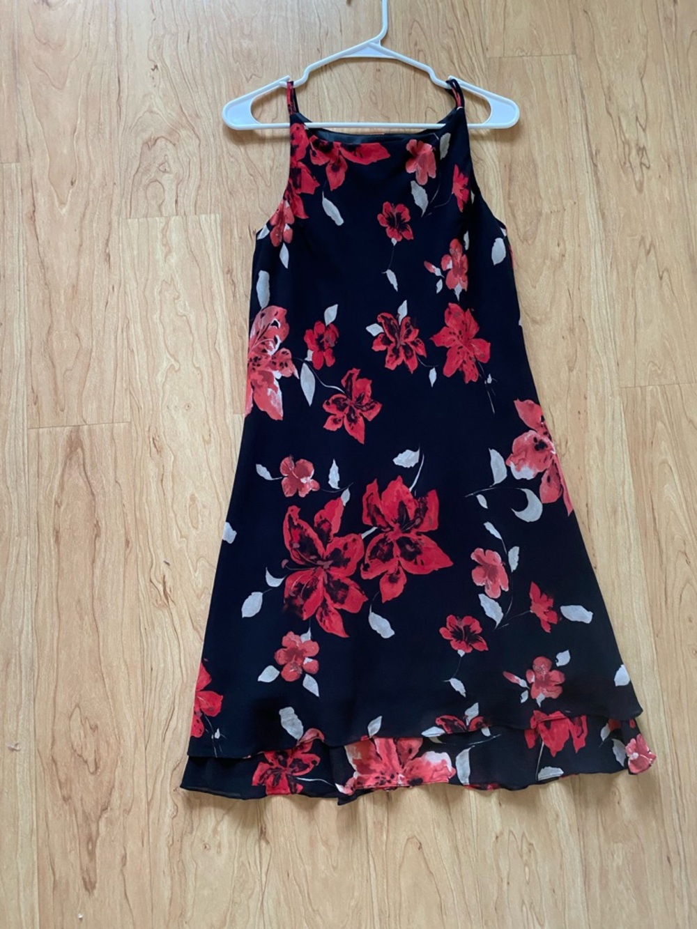Jones New York Black Mini Dress with Red Floral Print